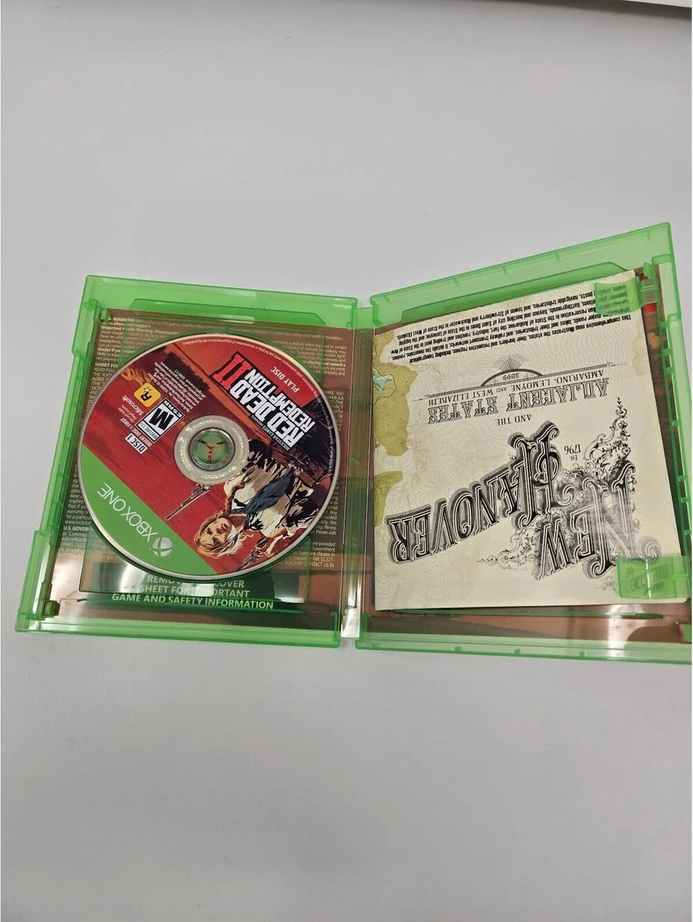 Red Dead Redemption 2 (Xbox One, 2018) Standard Edition CIB - 2-Disc Set